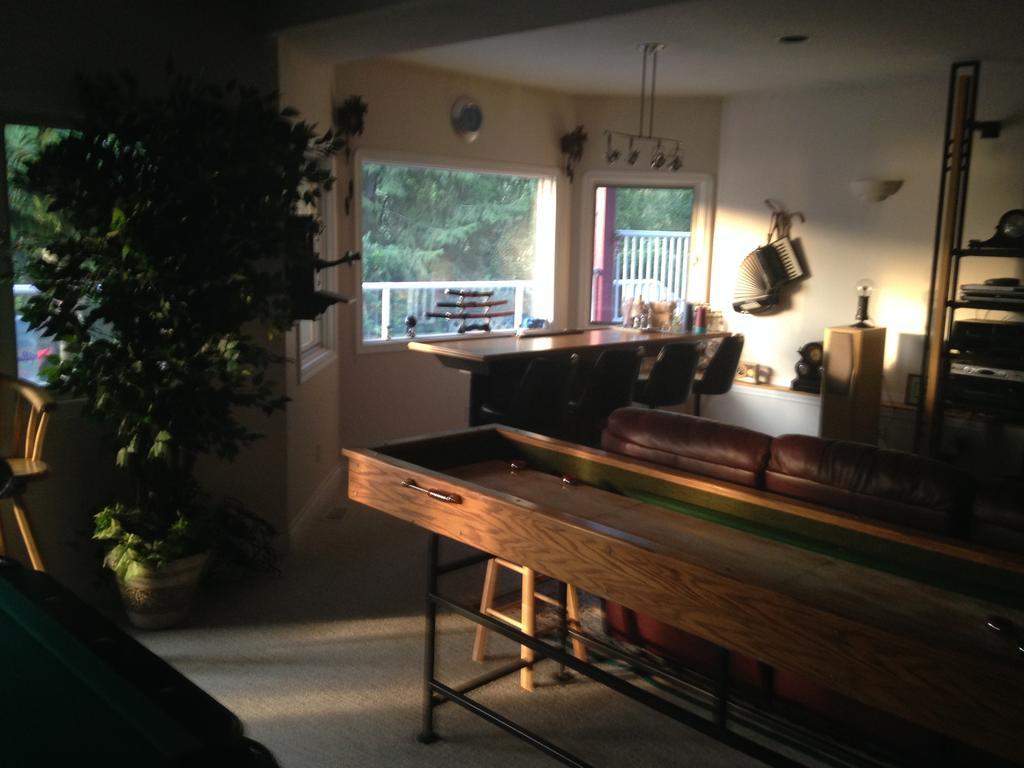 Eagle'S Nest B&B Lake Country Екстер'єр фото