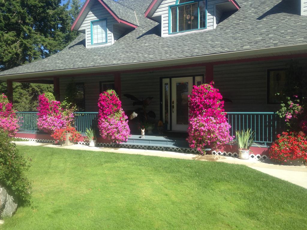Eagle'S Nest B&B Lake Country Екстер'єр фото