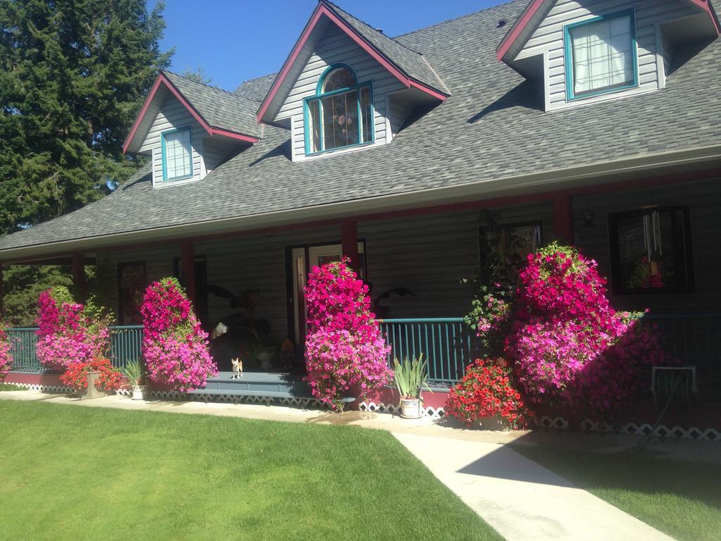 Eagle'S Nest B&B Lake Country Екстер'єр фото